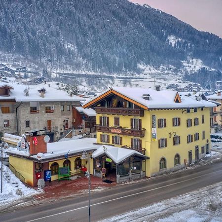 Albergo Moleta Spiazzo  Esterno foto