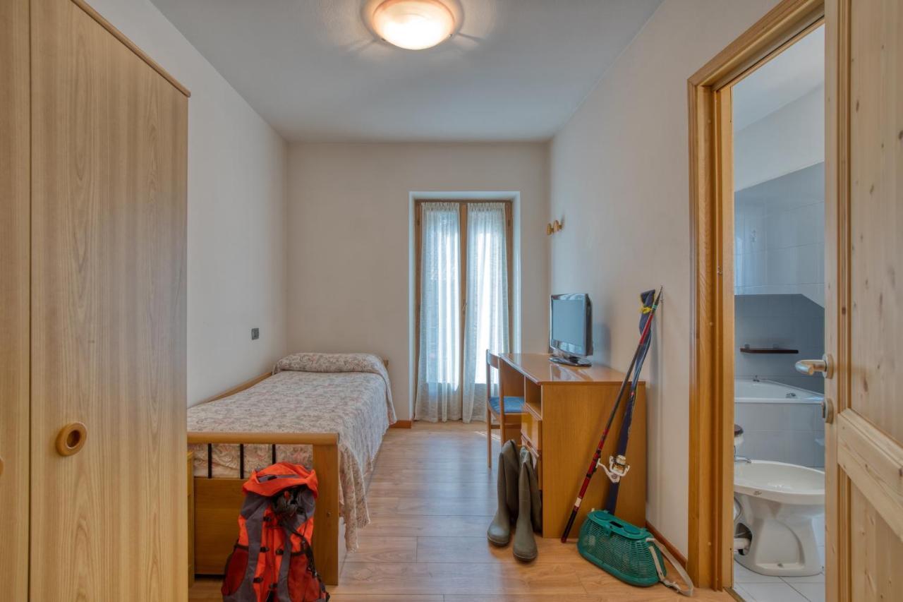 Albergo Moleta Spiazzo  Esterno foto