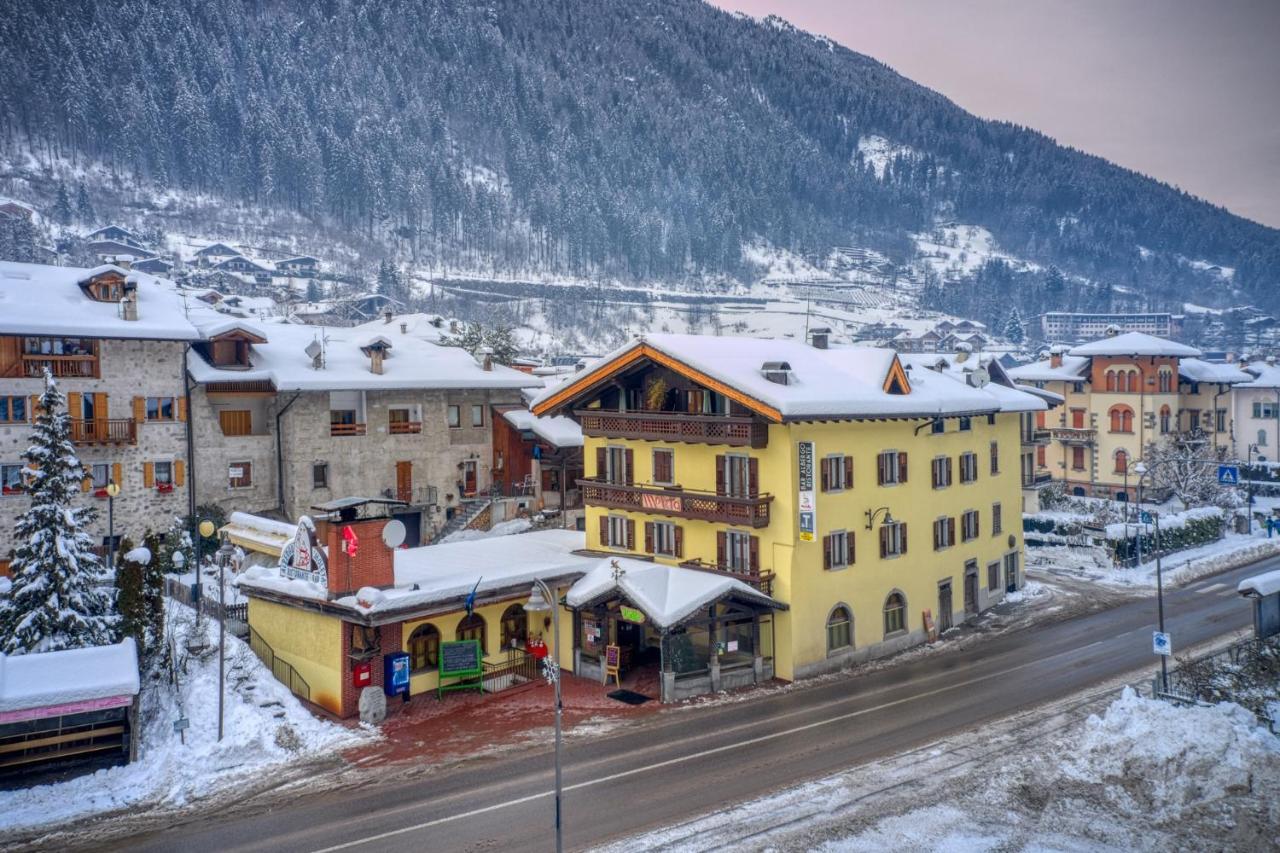 Albergo Moleta Spiazzo  Esterno foto