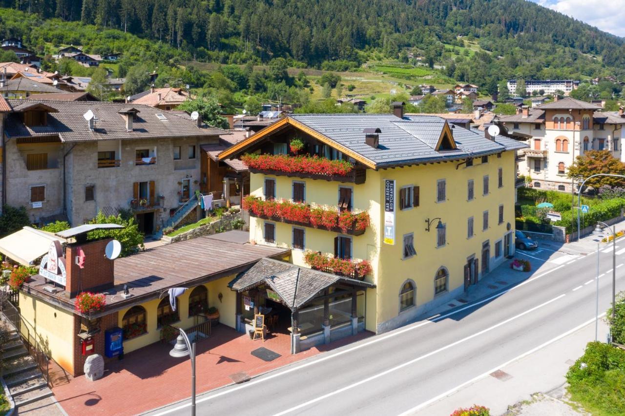 Albergo Moleta Spiazzo  Esterno foto