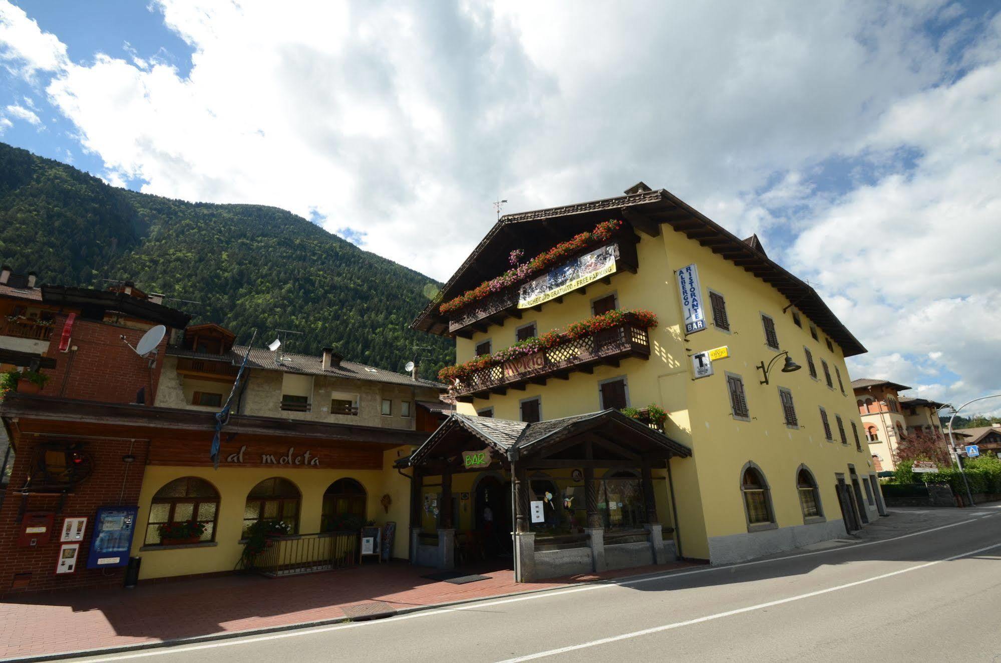 Albergo Moleta Spiazzo  Esterno foto